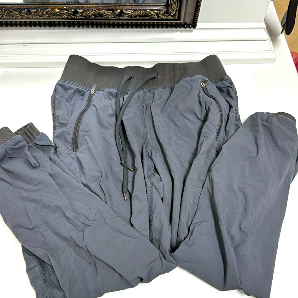 Cropped joggers